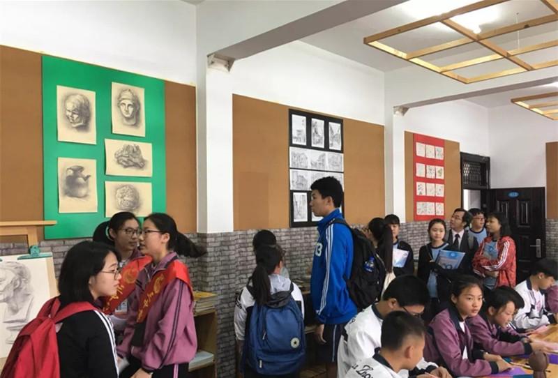 三中三澳門，探索與解析，三中三澳門，深度探索與解析