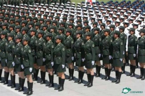 女生怎樣才能當(dāng)兵，女生當(dāng)兵，實(shí)現(xiàn)夢(mèng)想的條件與路徑