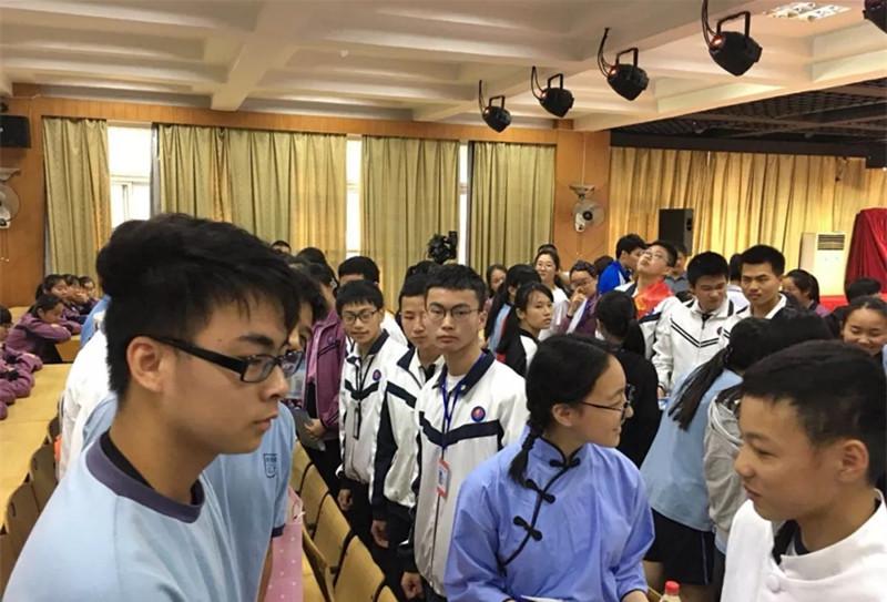 新澳門三中三6組免費公開——探索與解析，澳門三中三最新6組數(shù)據(jù)解析與探索，免費公開揭秘