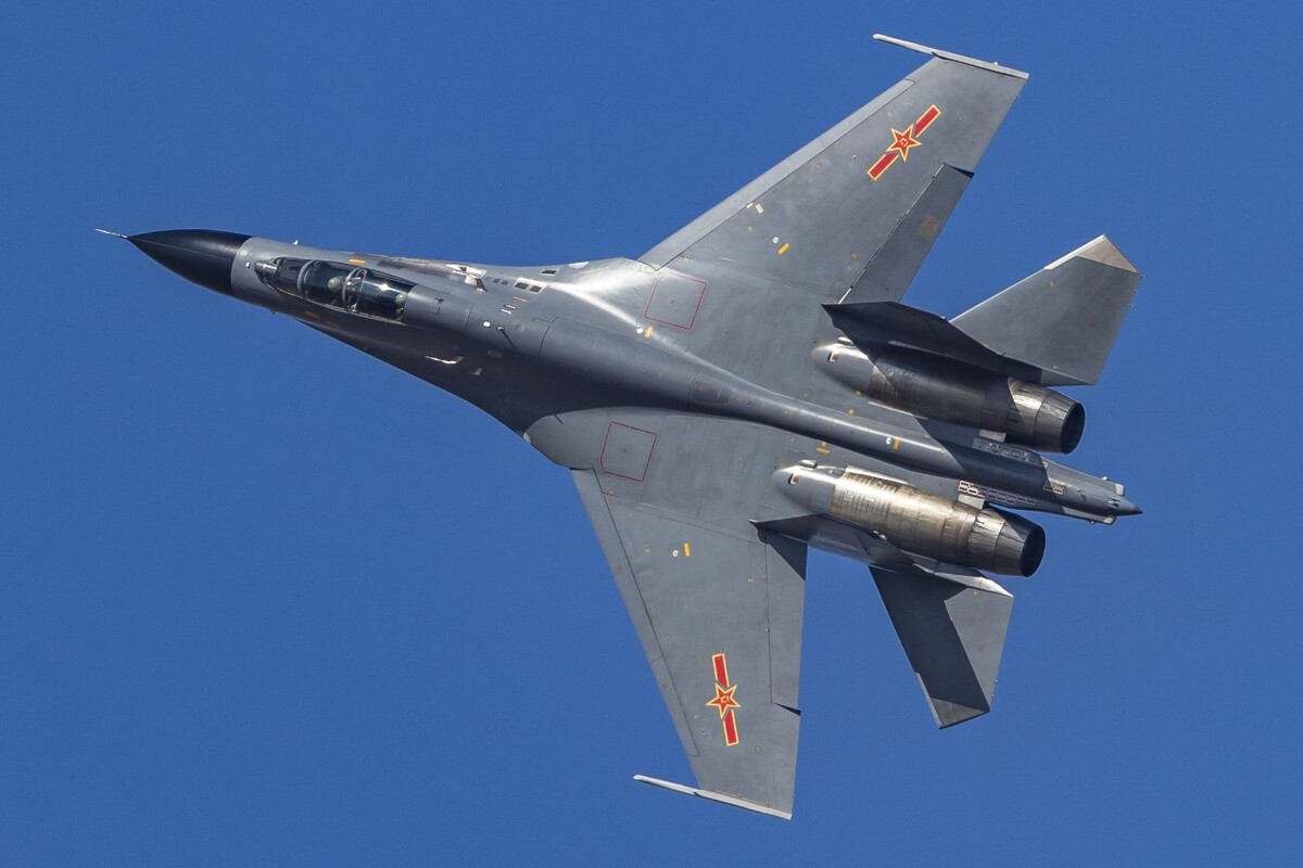 殲-11戰(zhàn)斗機(jī)深度解析資料，殲-11戰(zhàn)斗機(jī)深度解析與性能探討