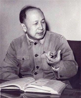 錢學(xué)森的成就和貢獻(xiàn)，偉大的科學(xué)家的一生，錢學(xué)森的偉大成就與科學(xué)貢獻(xiàn)，一生獻(xiàn)身于科學(xué)事業(yè)的光輝歷程