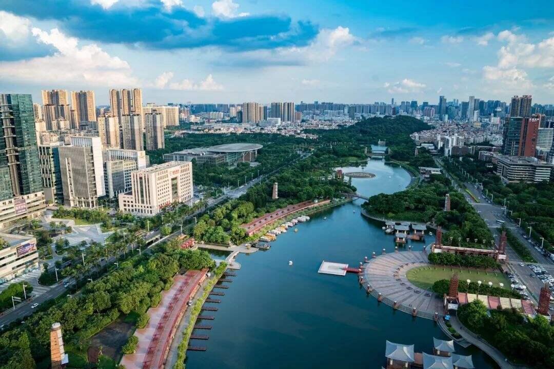 澳門正版免費資源展望，邁向未來的精準服務體驗（2025展望），澳門正版資源展望，邁向精準服務體驗的未來之路（2025年展望）